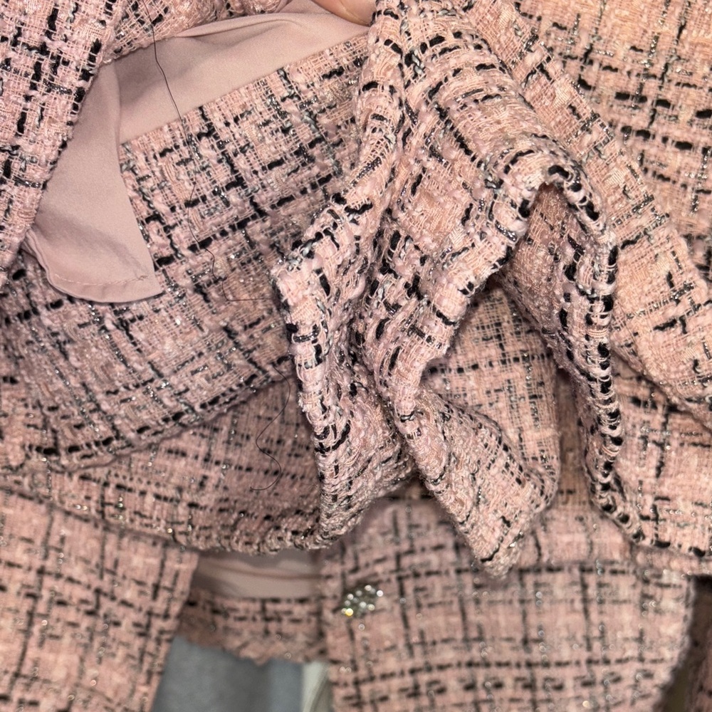 Brand New/Never worn Pink Tweed Blazer with & Crystal Accents buttons - Picture 14 of 17